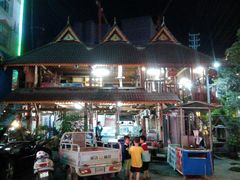 -石屏老字号4号包浆豆腐美食城(泼水广场店)