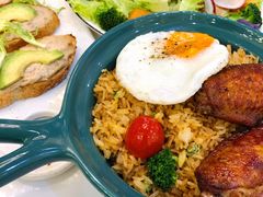 -丽莎沙拉轻食餐厅(国贸店)