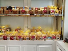 面包甜点陈列柜-味多美(江桥万达店)