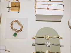 -LADY FAFA(巨鹿路陕西南路路口店)
