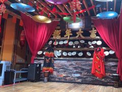 -老滇山寨•云南特色菜•地方菜•民族风情歌舞表演(金碧店)