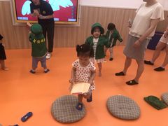 -小门牙好性格托育(北外滩中心)