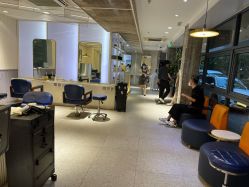 -PE SALON