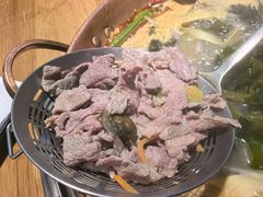 -洱火云南酸菜牛肉火锅(石景山当代商城店)