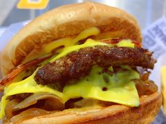 -TRIPS BURGER(大钟寺店)