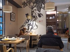大堂-秦香阁·西北家常菜(徐汇日月光中心店)
