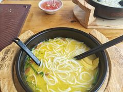 -桥香园过桥米线(国贸店)