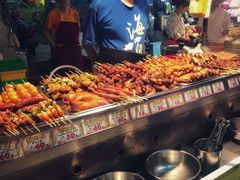 -六合夜市