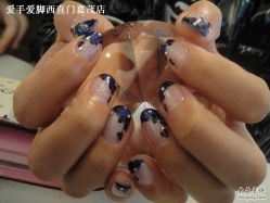 爱手爱脚-摩睫+皮肤管理·科学美容中心
