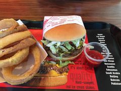 -FATBURGER 特富客汉堡(外交公寓店)