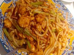 新疆鸡肉炒米粉-阿里疆Alijiang·丝路美食·异域风情·清真(长楹天街店)