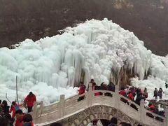 -大平台龙居瀑布旅游区