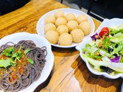 麻团-安诚居干锅鸭头(八角店)