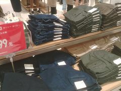 -优衣库(南京建邺万达广场店)