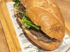 越南经典猪肉法包-越美小馆·越南料理(曲江店)
