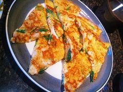 煎海鲜饼-正苑26年海鲜烤肉•牛尾汤汤饭(东港店)