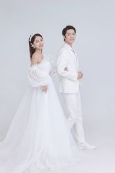 点击看大图 -挪娅婚纱摄影皇家会所