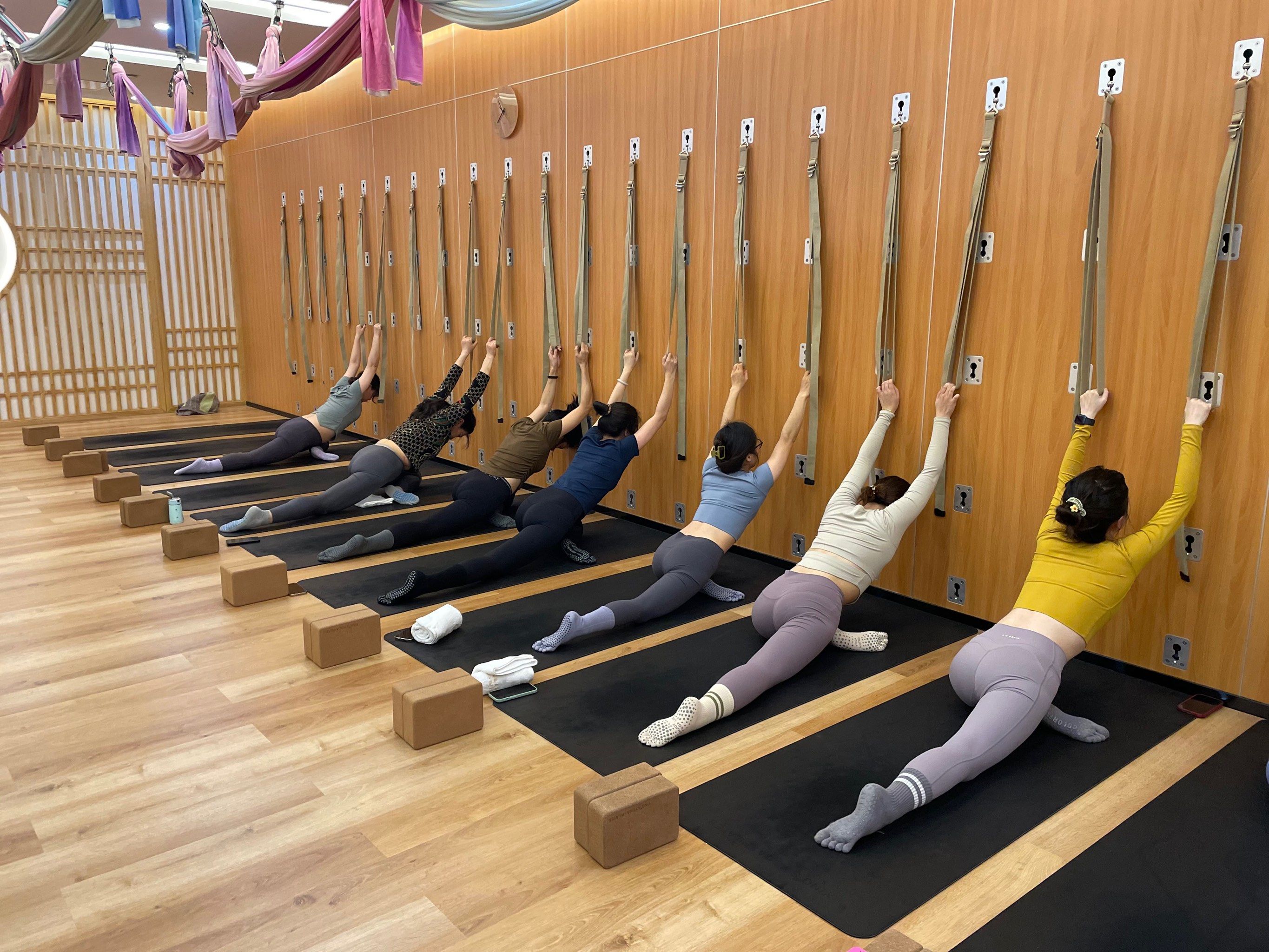 喜爱的墙绳开肩太舒服啦