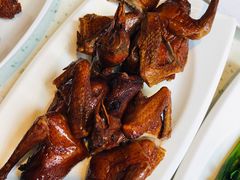 红烧乳鸽-添饭茶餐厅(天悦龙庭店)