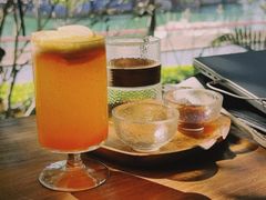 -花房咖啡 FLOWER YIN COFFEE