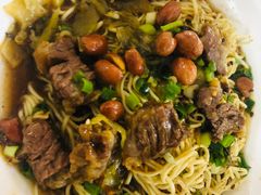 -阿阳牛腩腌面店