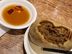-清真吴记门钉肉饼·喜多利