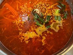 -黄利砖万峰林布依特色酸笋牛肉馆