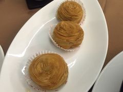 栗子鸡粒肉碎酥饼-中山国际酒店中餐厅