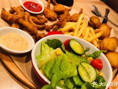 -必胜客(华南摩尔店)