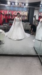 -艾米丽婚纱礼服