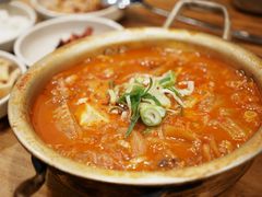 猪颈肉泡菜汤-金北顺大锅家(신사본점)