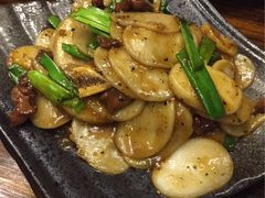 -春天里·老街坊餐厅(港隆广场店)