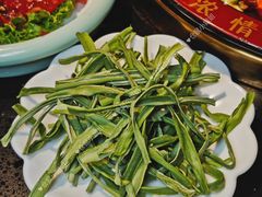 贡菜-三江两海老火锅(北京首店)