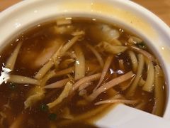 乌鱼蛋酸辣汤-船歌·鱼水饺青岛菜(国贸商城店)