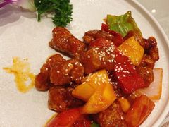 菠萝咕噜肉-鹅冠港式茶餐厅(来福士店)