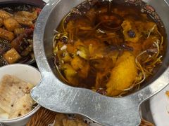 -鑫巴蜀小镇 · 水煮鱼专研店(玉桥店)