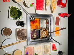 -海底捞火锅鲜切牛肉主题店(长寿路店)