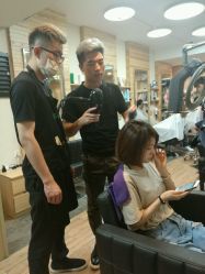 -i Style潮牌美发沙龙