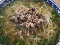 -日欣特色米粉(东宝店)