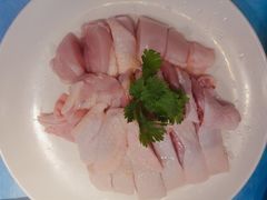 吃稻谷文昌鸡-千岛蚝高压锅生蚝·人参火锅(白云万达店)