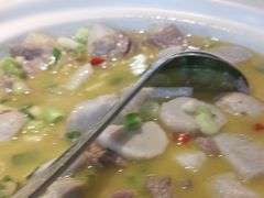 -头上红煨盐鸡·非遗院子餐厅