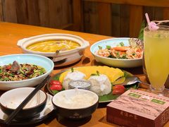 -老滇山寨•云南特色菜•地方菜•民族风情歌舞表演(金碧店)