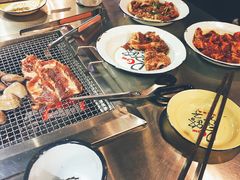 -马路牙子地桌烤肉(工体店)
