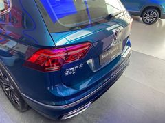 -润华上汽大众(济南汽车公园店)