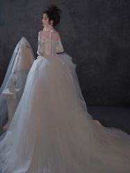 -艾米丽婚纱礼服