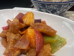 地扪菠萝咕噜猪颈肉-太兴餐厅(东方广场分店)