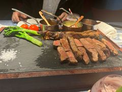 -弦月窗LUNETTE BY AMANDA(复兴路店)