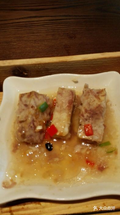 金银蒜香蒸肉排