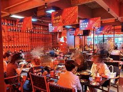 -何师烧烤Pro ·江湖川菜·小龙虾·精酿(太古里旗舰店)