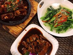 -东馆和天下特色餐饮(工农店)
